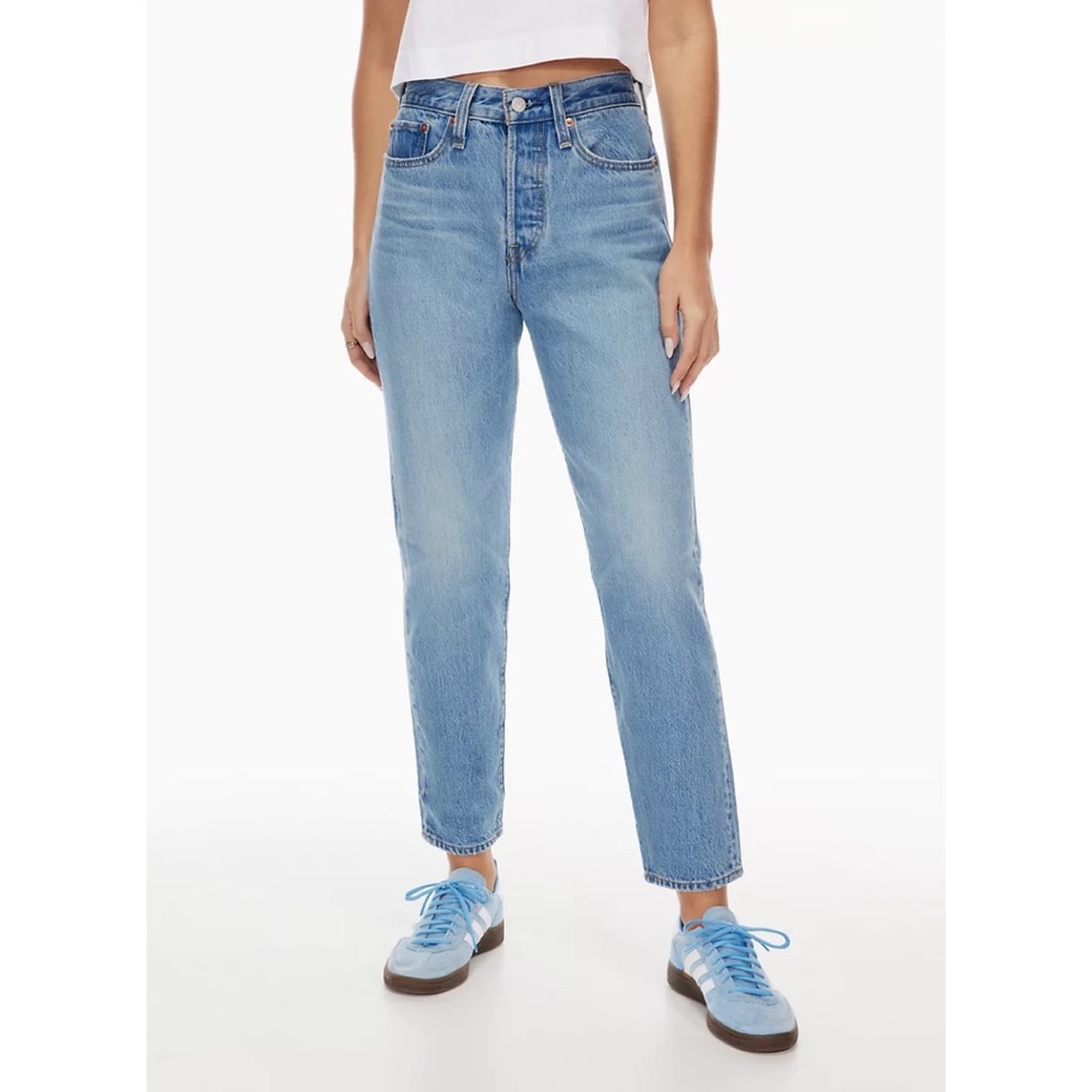 Levi’s Wedgie Jeans